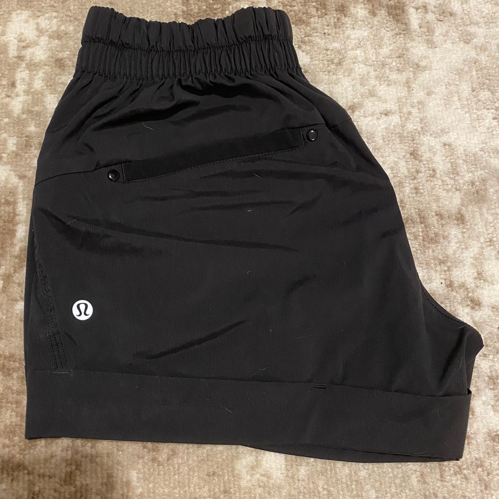 lululemon spring break away short